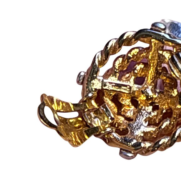 Krementz Two Tone Clip On Earrings Gold Silver Vintage Jewelry USA - Picture 5 of 8